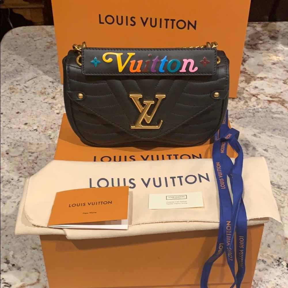 Louis Vuitton New Wave PM